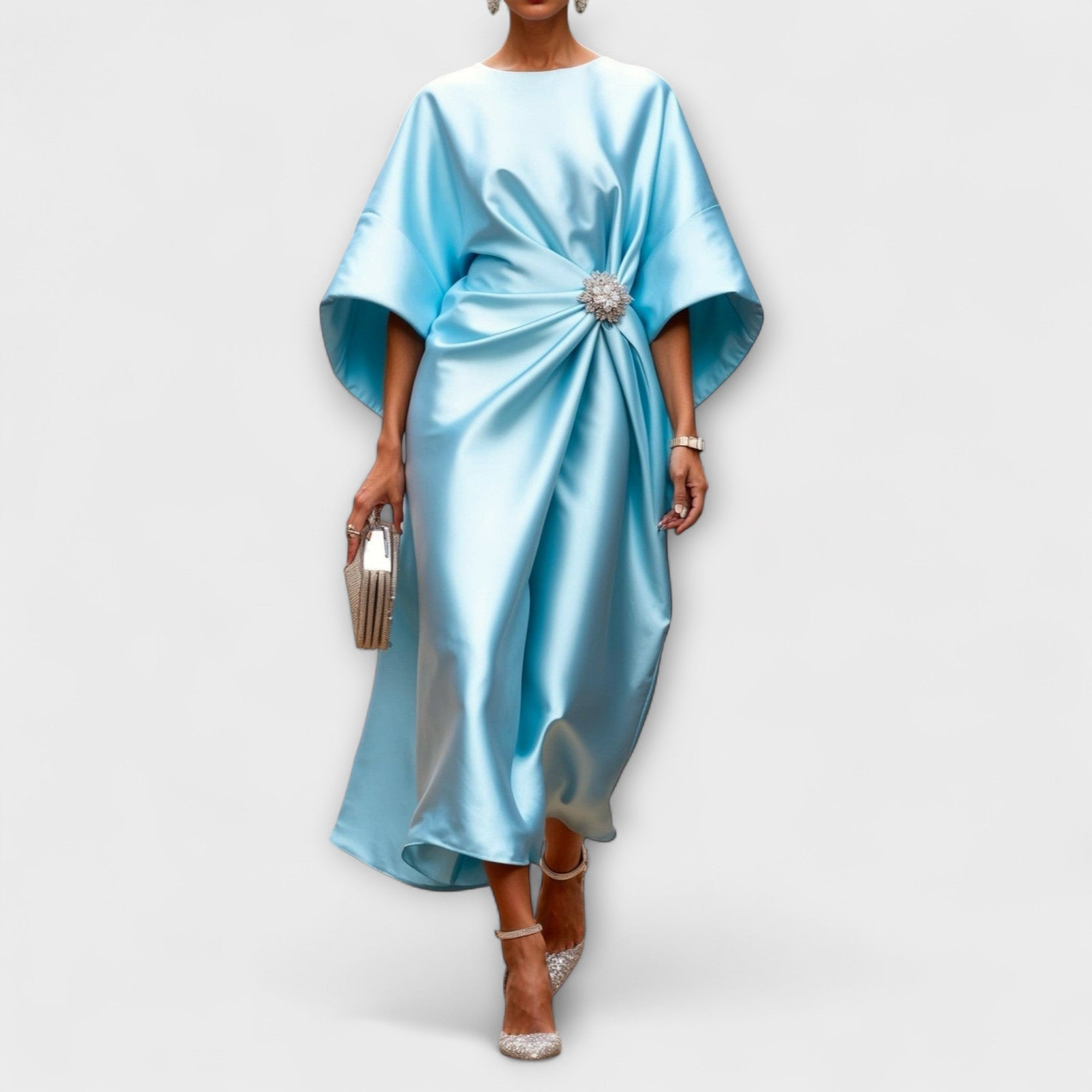 Luxusné saténové maxi šaty s leskom