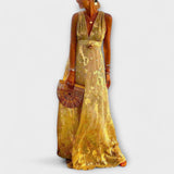 Odevy s V-výstrihom a detailmi z trblietok