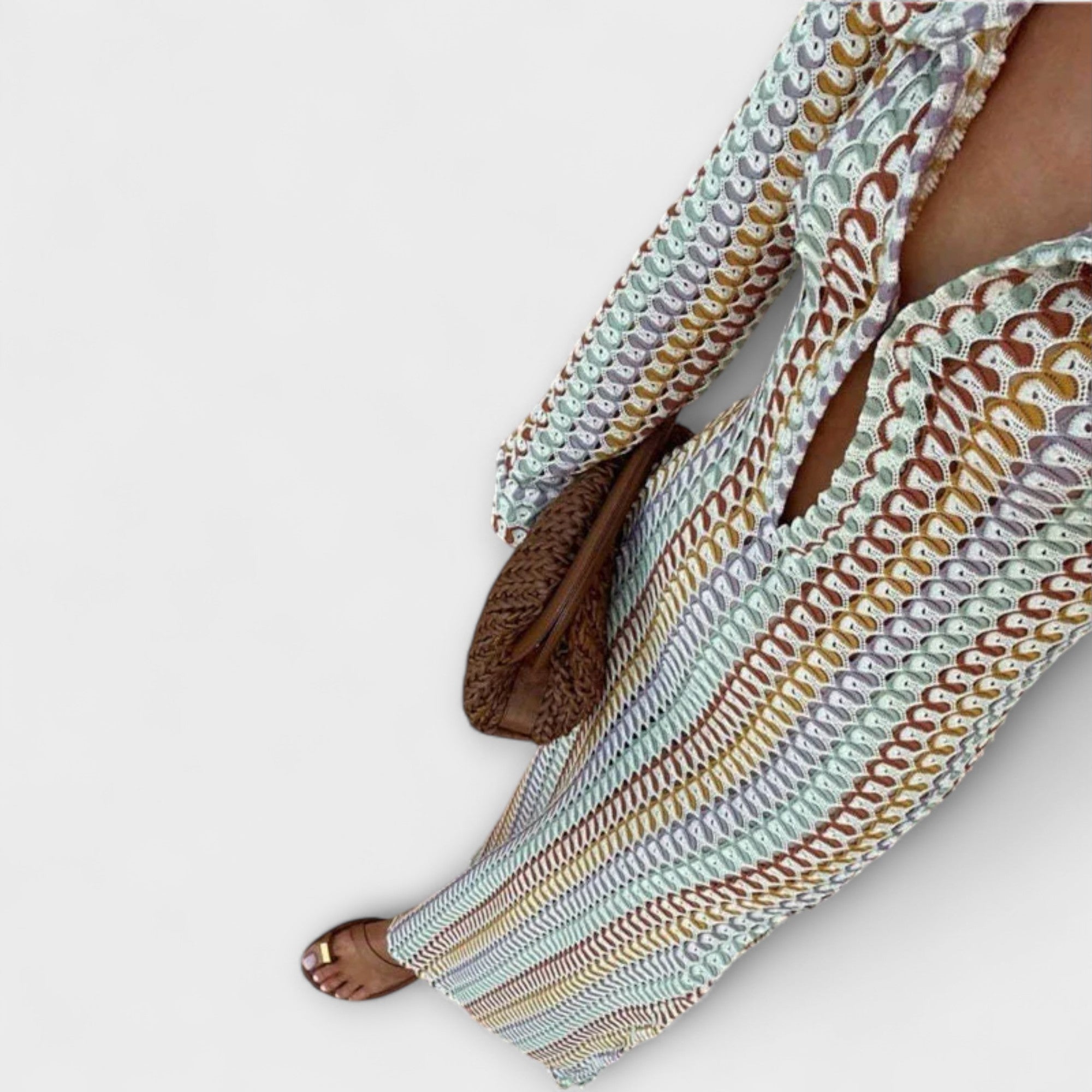 Elina – Maxi šaty s V-výstrihom a dovolenkovým nádychom