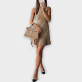 Elowen - Mini šaty s vojenským inšpirovaným patchworkom a vysokým golierom