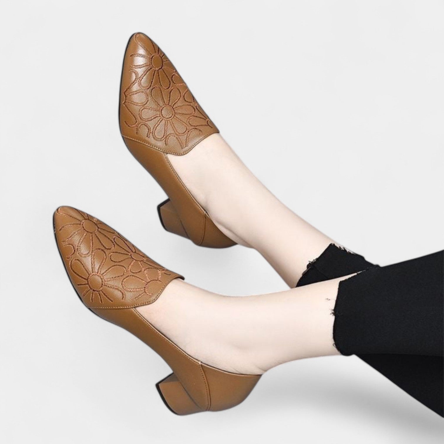 Olene – Topánky s vyšívaním