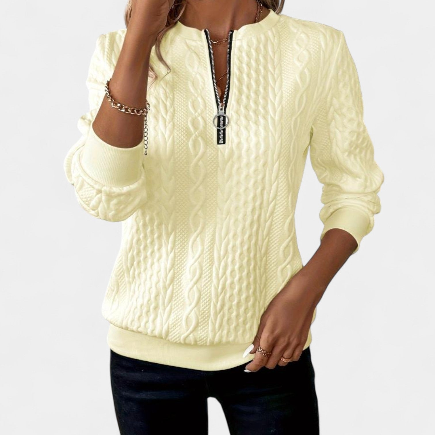 Kaja – Pullover so zadrgo pre modernejši vzhľad