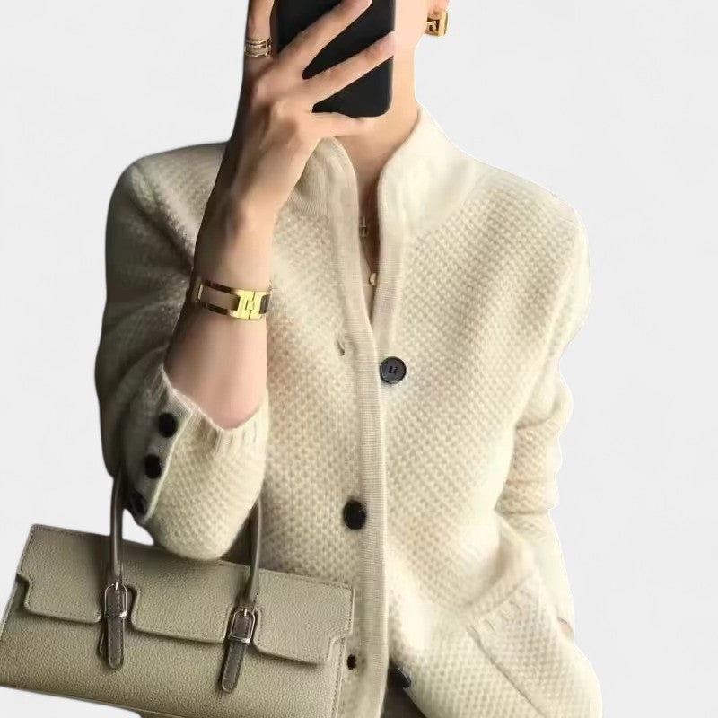 Alissa – Elegantný kardigan pre luxusné pohodlie