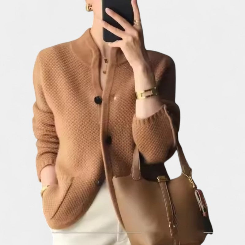 Alissa – Elegantný kardigan pre luxusné pohodlie