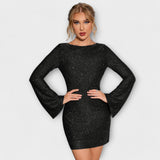 Šaty bez chrbta s trblietkami a dlhými rukávmi